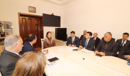 Qazax RİH-də keçirilən bugünkü ümumi qəbulda icra başçısı vətəndaşların müraciətini dinləyib-22.05.2026
