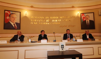 Qazaxda “Qərbi Azərbaycan İrsi: Ermənistanda azərbaycanlılara məxsus qəbiristanlıqların sistemli qaydada dağıdılmasının nəticələri və beynəlxalq hüquqi məsuliyyətə dair” adlı kitabın I cildinin təqdimat mərasimi olub-14.07.2025