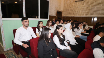 Qazaxda ölkə Prezidenti İlham Əliyevin Yeni Azərbaycan Partiyasının VIII Qurultayındakı çıxışından irəli gələn tapşırıq və tövsiyələrə, qarşıda duran vəzifələrə həsr olunmuş konfrans keçirilib 16.10.2026