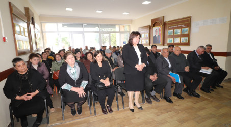 Qazaxda icra başçısının aprel ayında vətəndaşlarla keçirilən növbəti səyyar görüşü rayonun Qazaxbəyli kəndində yaşayan sakinlərlə olub 10.04.2026