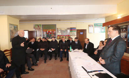 Qazaxda icra başçısının yanvar ayı üzrə vətəndaşlarla keçirilən növbəti səyyar görüşü rayonun Hüseynbəyli kəndində olub 22.01.2026