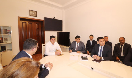 Qazax RİH-də keçirilən bugünkü ümumi qəbulda icra başçısı vətəndaşların müraciətini dinləyib 05.06.2026