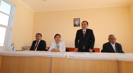 Qazaxda uzun illər təhsil sahəsində çalışmış təqaüddə olan müəllim Məhəmməd Vəkilovun 75 illik yubileyi qeyd olunub 07.03.2025