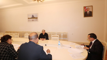 İcra başçısı vətəndaşları fərdi qəbul edərək müraciətlərini dinləyib 10.04.2026