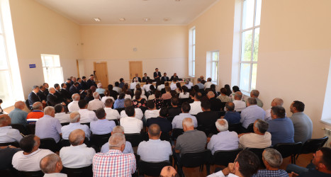Qazaxda icra başçısının sentyabr ayı üzrə vətəndaşlarla keçirilən ilk səyyar görüşü rayonun Yuxarı Salahlı kəndində olub 03.09.2026