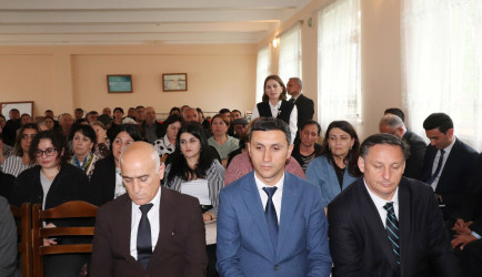 Qazaxda icra başçısının may ayı üzrə vətəndaşlarla keçirilən növbəti səyyar görüşü rayonun Daş Salahlı kəndində olub