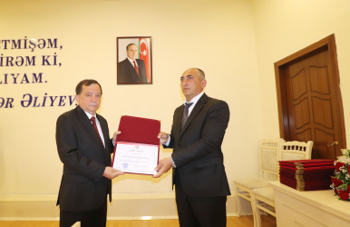 Qazaxda bir qrup dövlət qulluqçusu Peşə Bayramı Günü münasibətilə Fəxri Fərmanla təltif edilib-23.06.2025