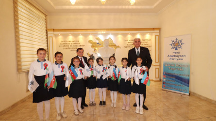 Qazaxda Ümummilli Lider Heydər Əliyevin anadan olmasının 102-ci ildönümünə həsr edilmiş “Nə zaman, nə məkan anlayışına sığmayan şərəfli və mənalı ömür” mövzusunda tədbir keçirilib 07.05.2025