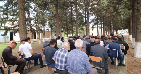 Qazaxda icra başçısının iyun ayı üzrə vətəndaşlarla keçirilən ilk səyyar görüşü rayonun Orta Salahlı kəndində olub-04.06.2026