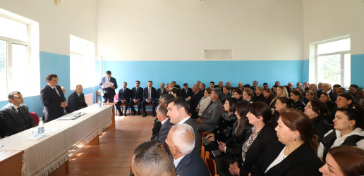 Qazaxda icra başçısının may ayı üzrə vətəndaşlarla keçirilən ilk səyyar görüşü rayonun Xanlıqlar kəndində olub-07.05.2026